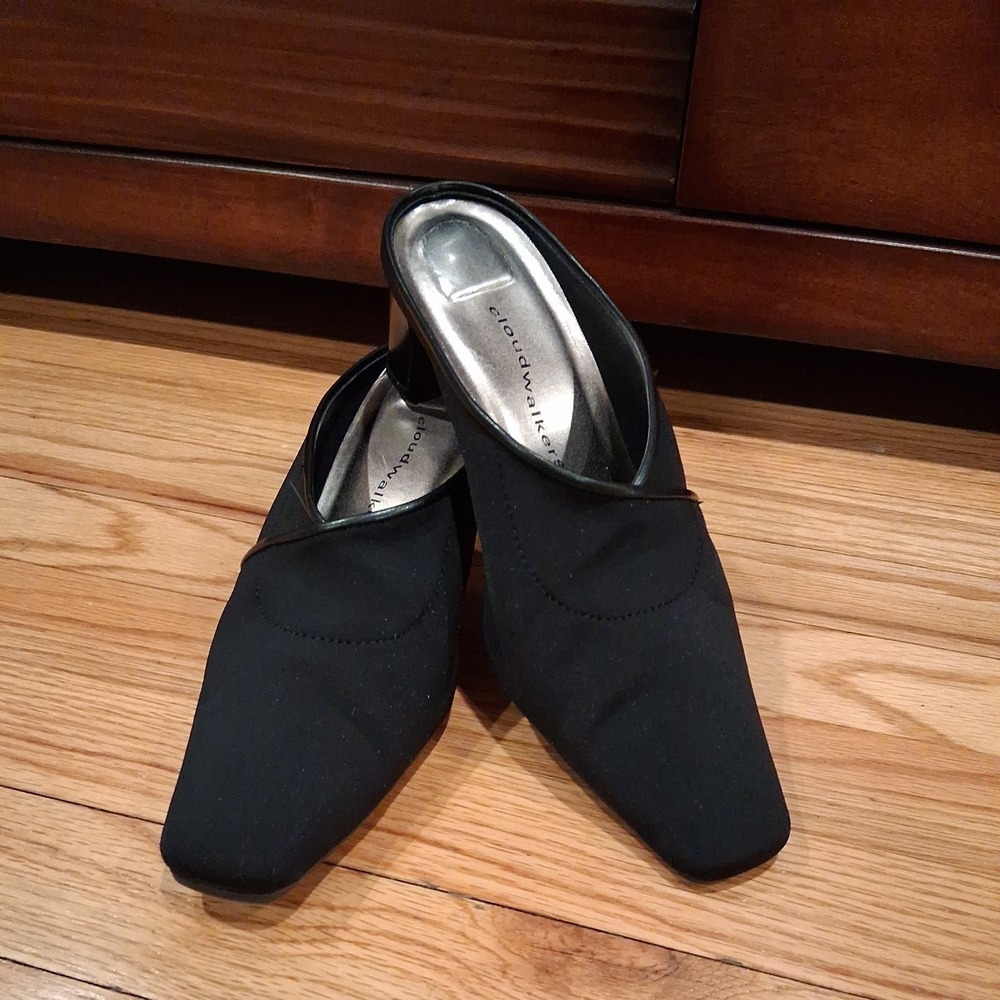 Cloudwalkers Women's "Coral" Black 2" Mules Size 8 1/2